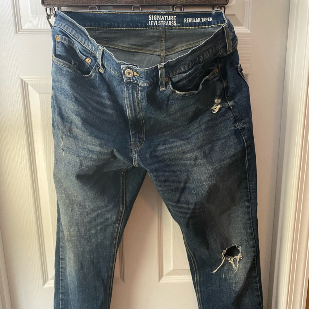 Levi’s regular taper jeans